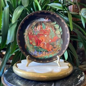 1988 Russian Fairy Tales Legends Ruslan and Ludmilla Porcelain Decorative Plate